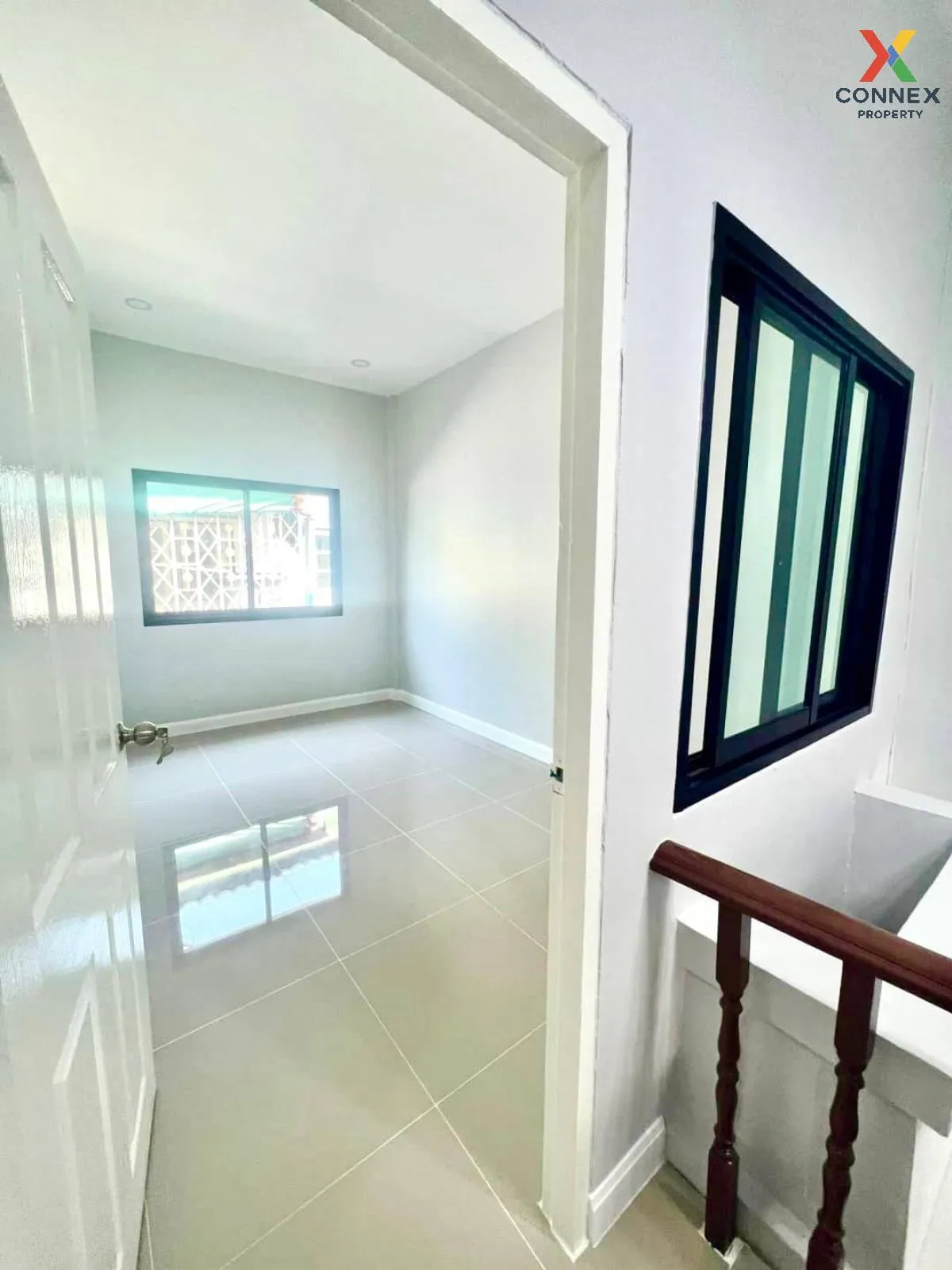 ขายทาวน์เฮ้าส์/ทาวน์โฮม  บัวทองธานี รีโนเวทใหม่ บางบัวทอง บางบัวท