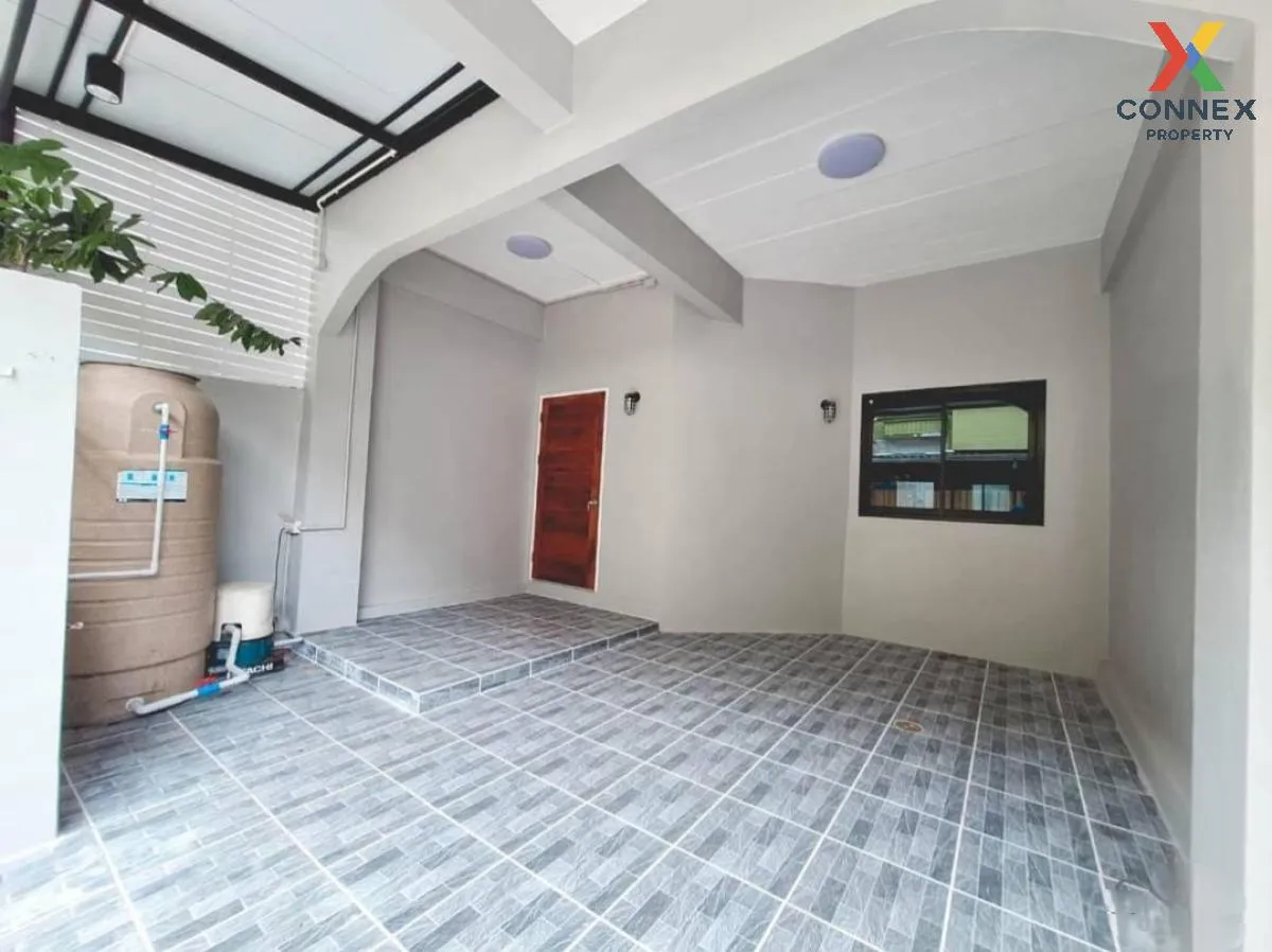 ขายทาวน์เฮ้าส์/ทาวน์โฮม  บัวทองธานี รีโนเวทใหม่ บางบัวทอง บางบัวท 3