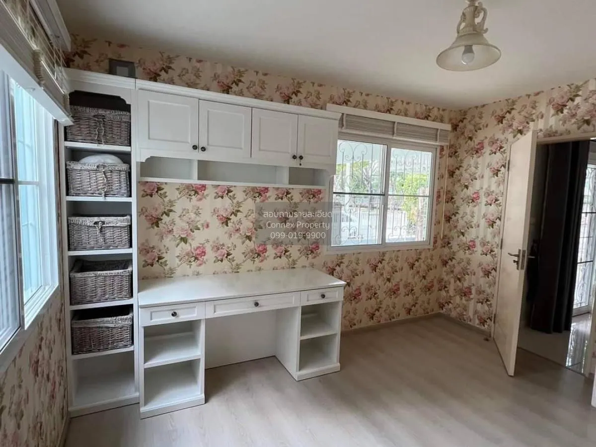 For Sale House , Villaggio Pinklao-Salaya , corner unit , Sala Kl