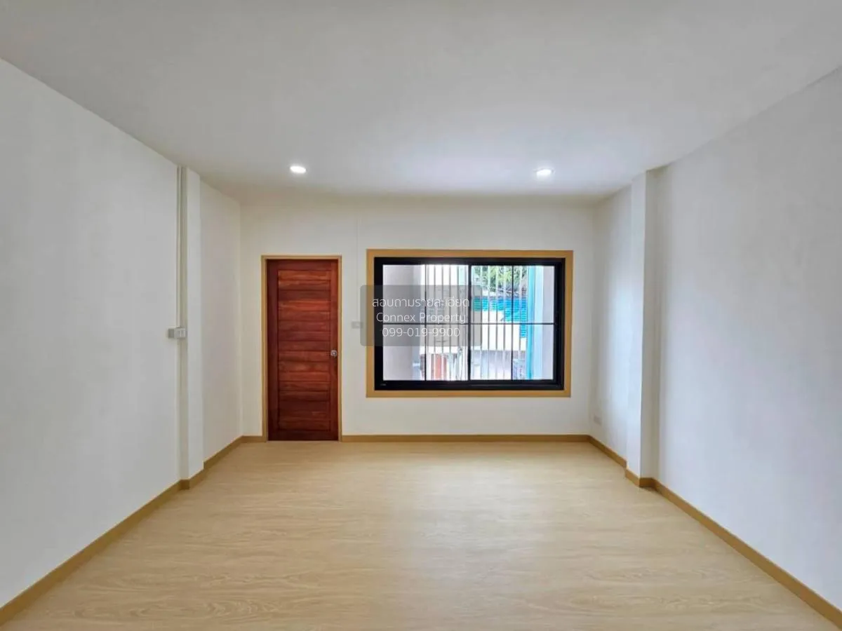 For Sale Townhouse/Townhome  , Baan Pichada , newly renovated , P