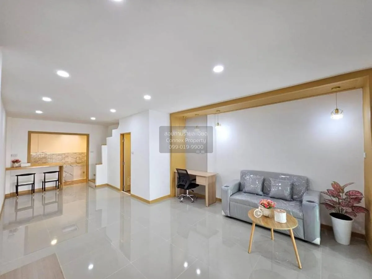 For Sale Townhouse/Townhome  , Baan Pichada , newly renovated , P