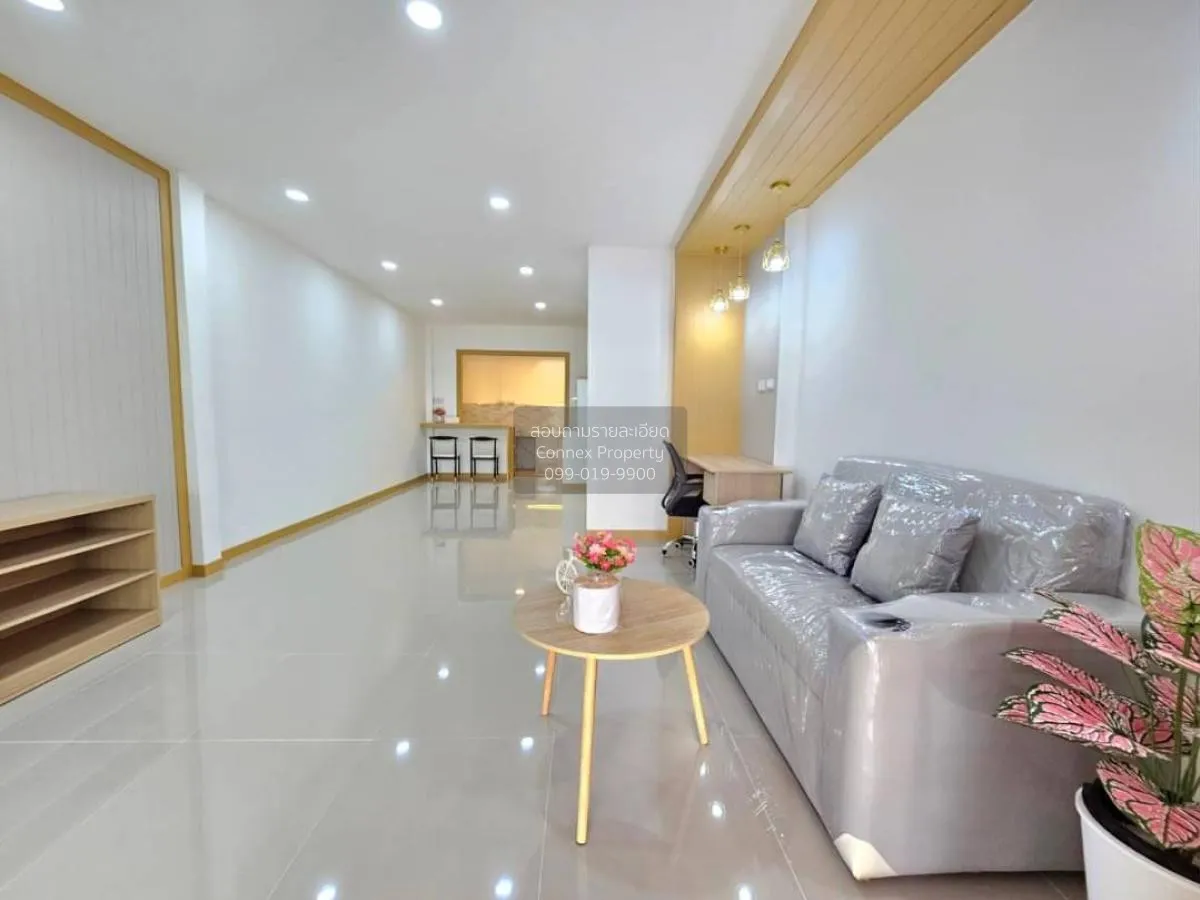 For Sale Townhouse/Townhome  , Baan Pichada , newly renovated , P