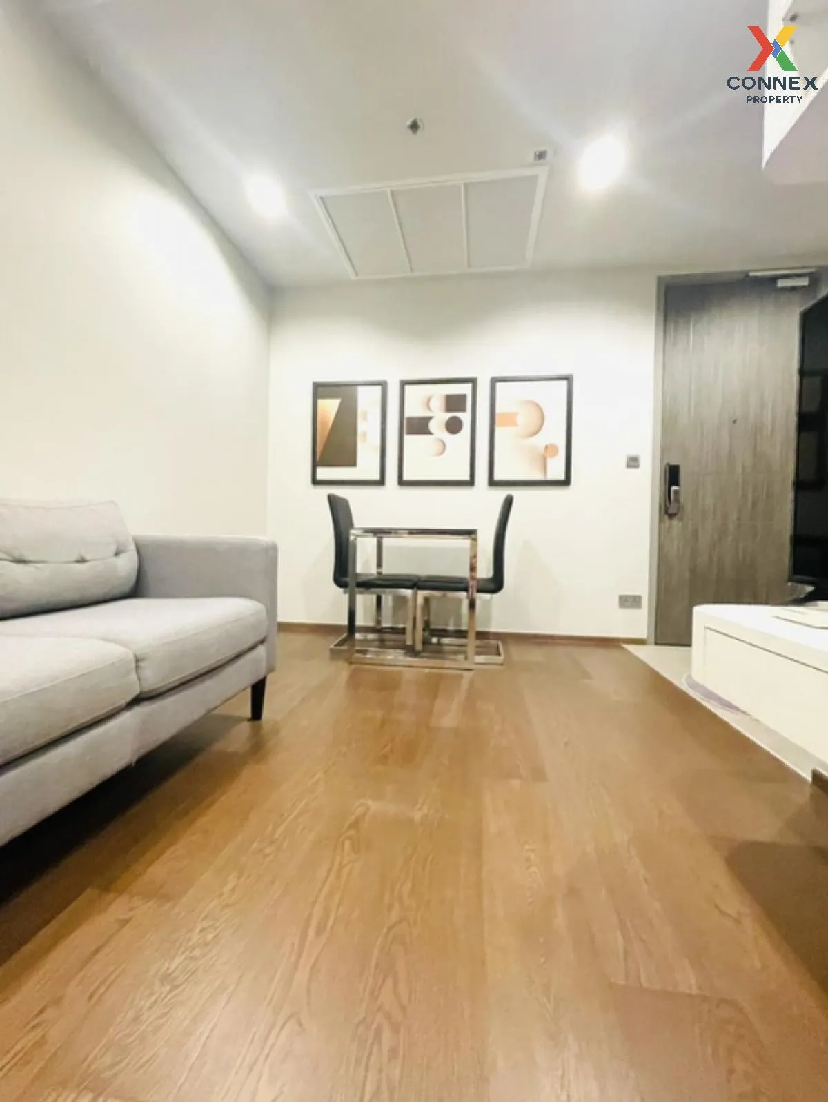 เช่าคอนโด  ไอดีโอ คิว วิคตอรี BTS-อนุสาวรีย์ชัยสมรภูมิ ถนนพญาไท เ 4