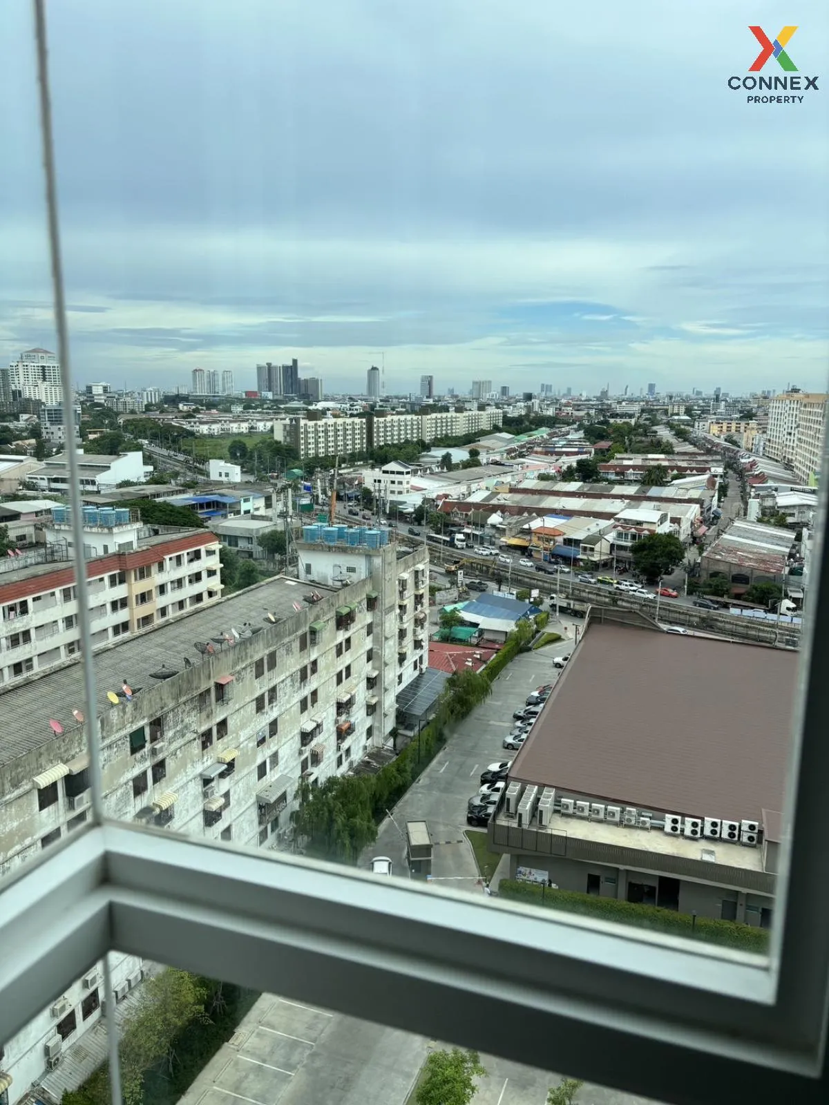 ขายคอนโด  ศุภาลัย เวอเรนด้า รามคำแหง หัวหมาก เขต บางกะปิ กรุงเทพ 