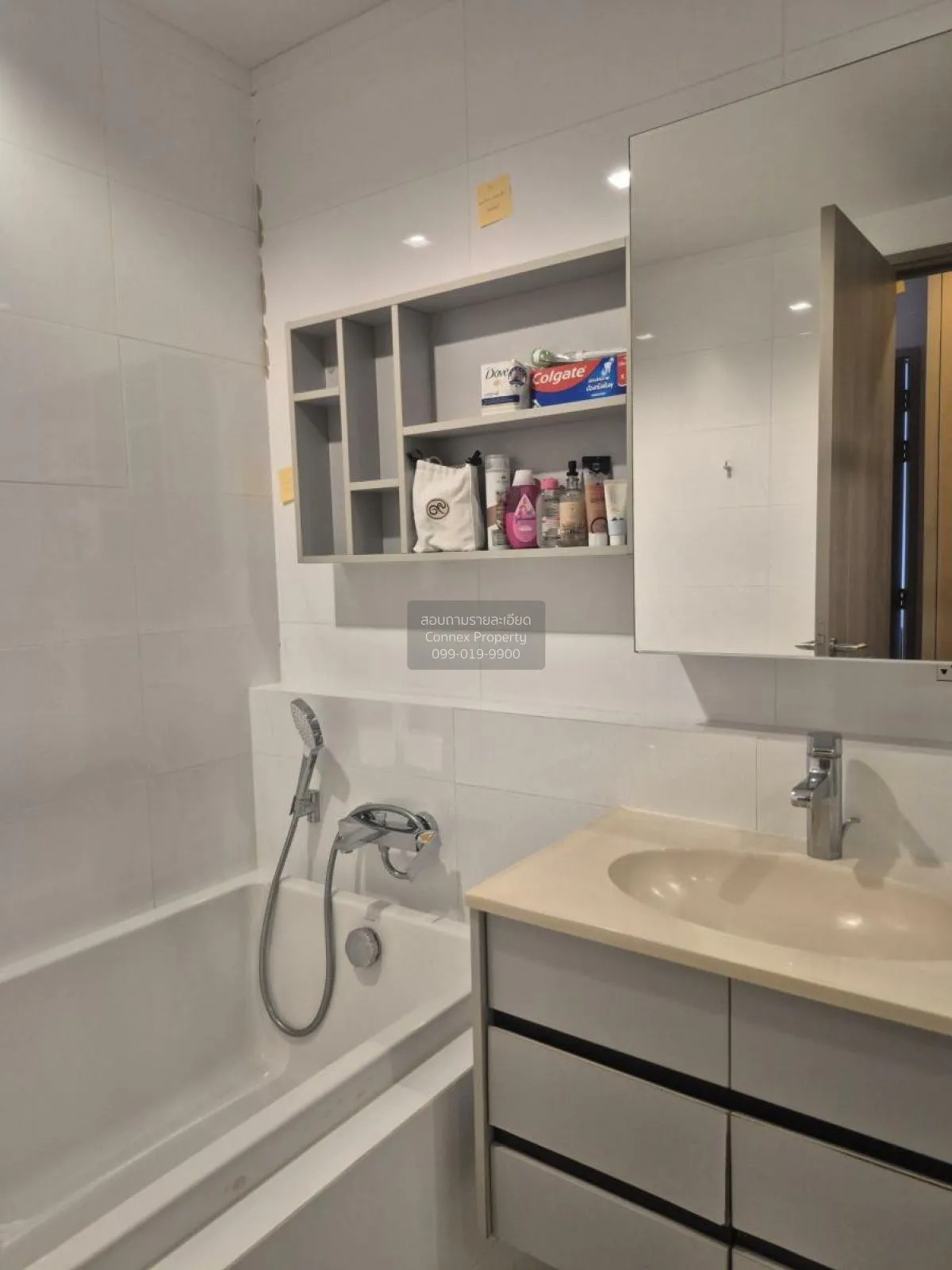 เช่าคอนโด  เอช คิว ทองหล่อ BTS-ทองหล่อ คลองตันเหนือ เขต วัฒนา กรุ