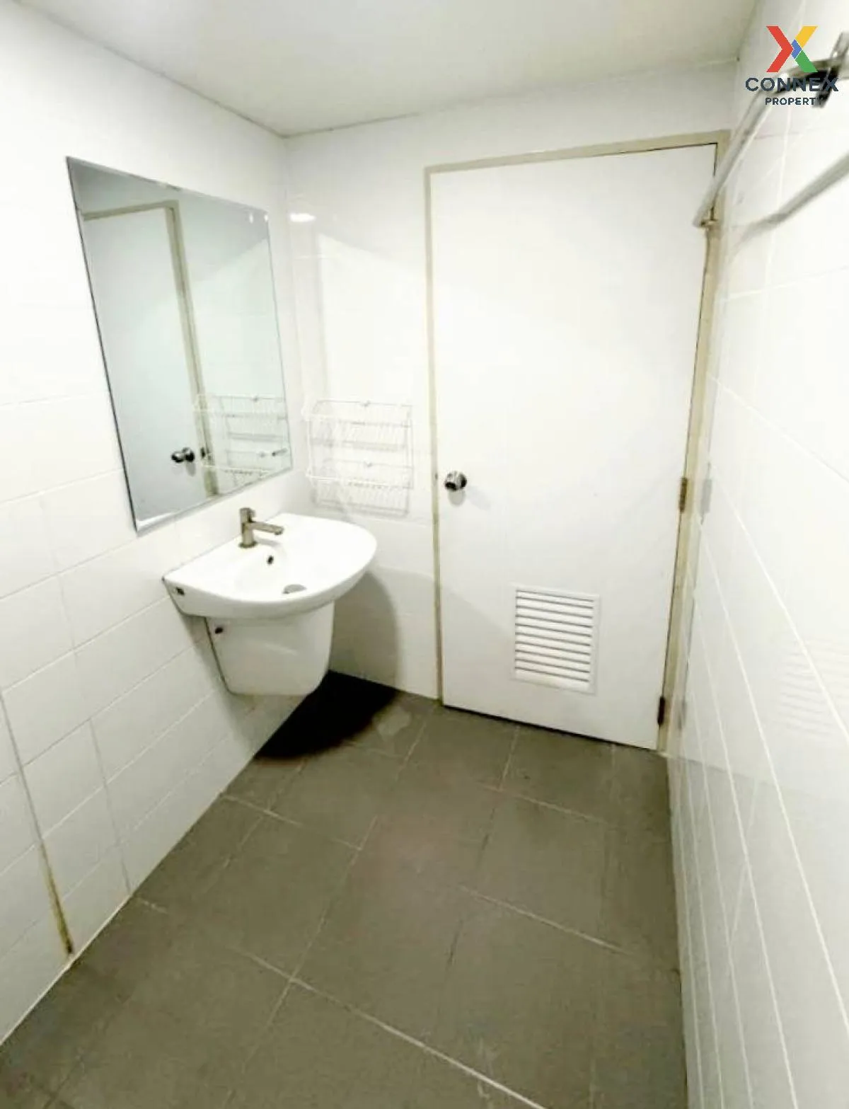 ขายทาวน์เฮ้าส์/ทาวน์โฮม  สิรารมย์ พลัส บางนา กม.29 บ้านระกาศ บางบ