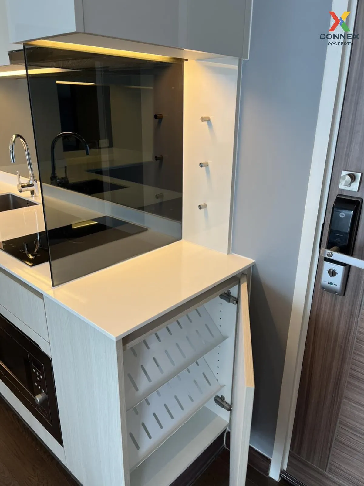 เช่าคอนโด  คิว อโศก MRT-เพชรบุรี มักกะสัน เขต ราชเทวี กรุงเทพ CX-