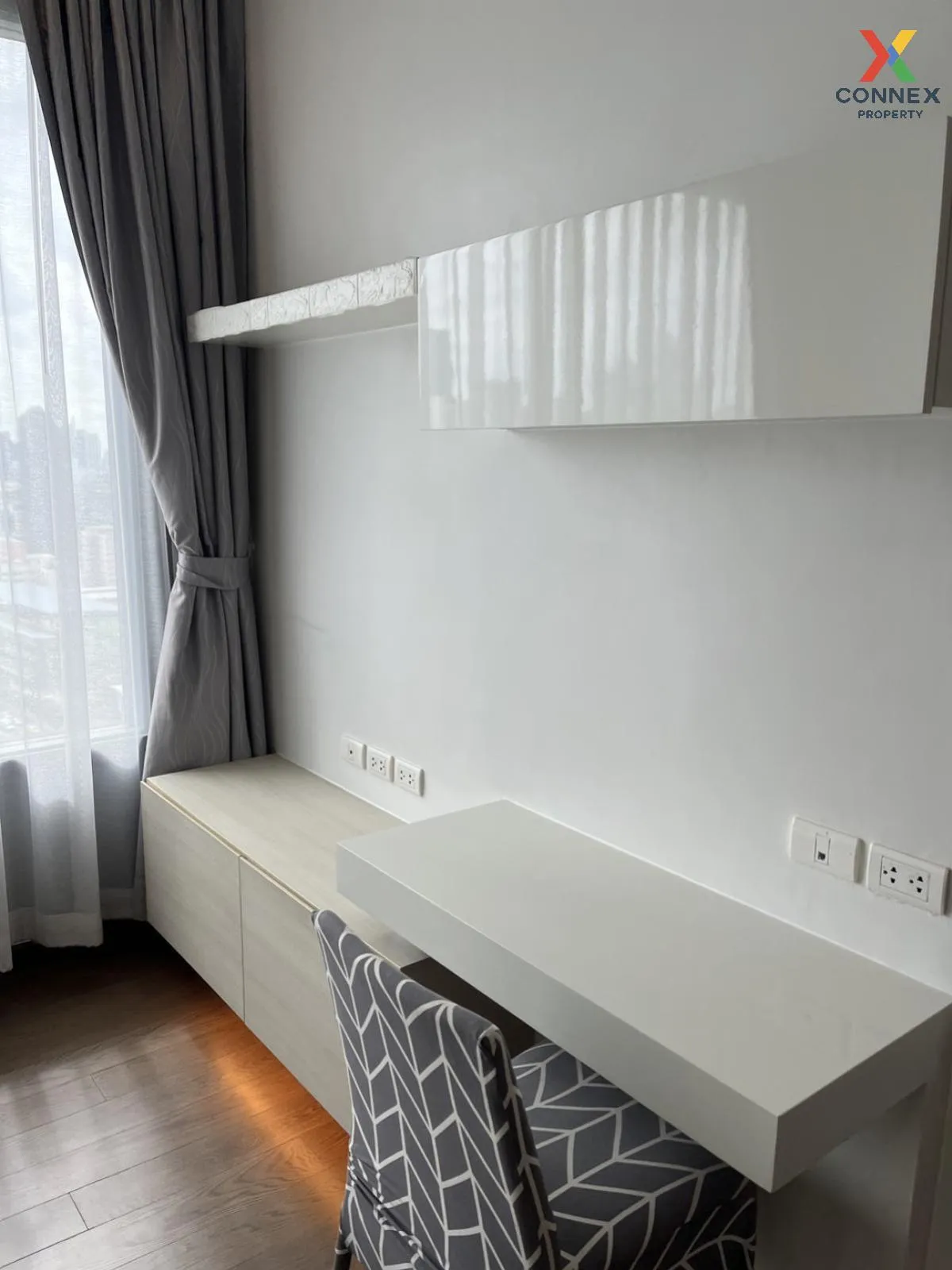 เช่าคอนโด  คิว อโศก MRT-เพชรบุรี มักกะสัน เขต ราชเทวี กรุงเทพ CX-