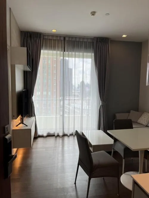 เช่าคอนโด  คิว อโศก MRT-เพชรบุรี มักกะสัน เขต ราชเทวี กรุงเทพ CX-101160