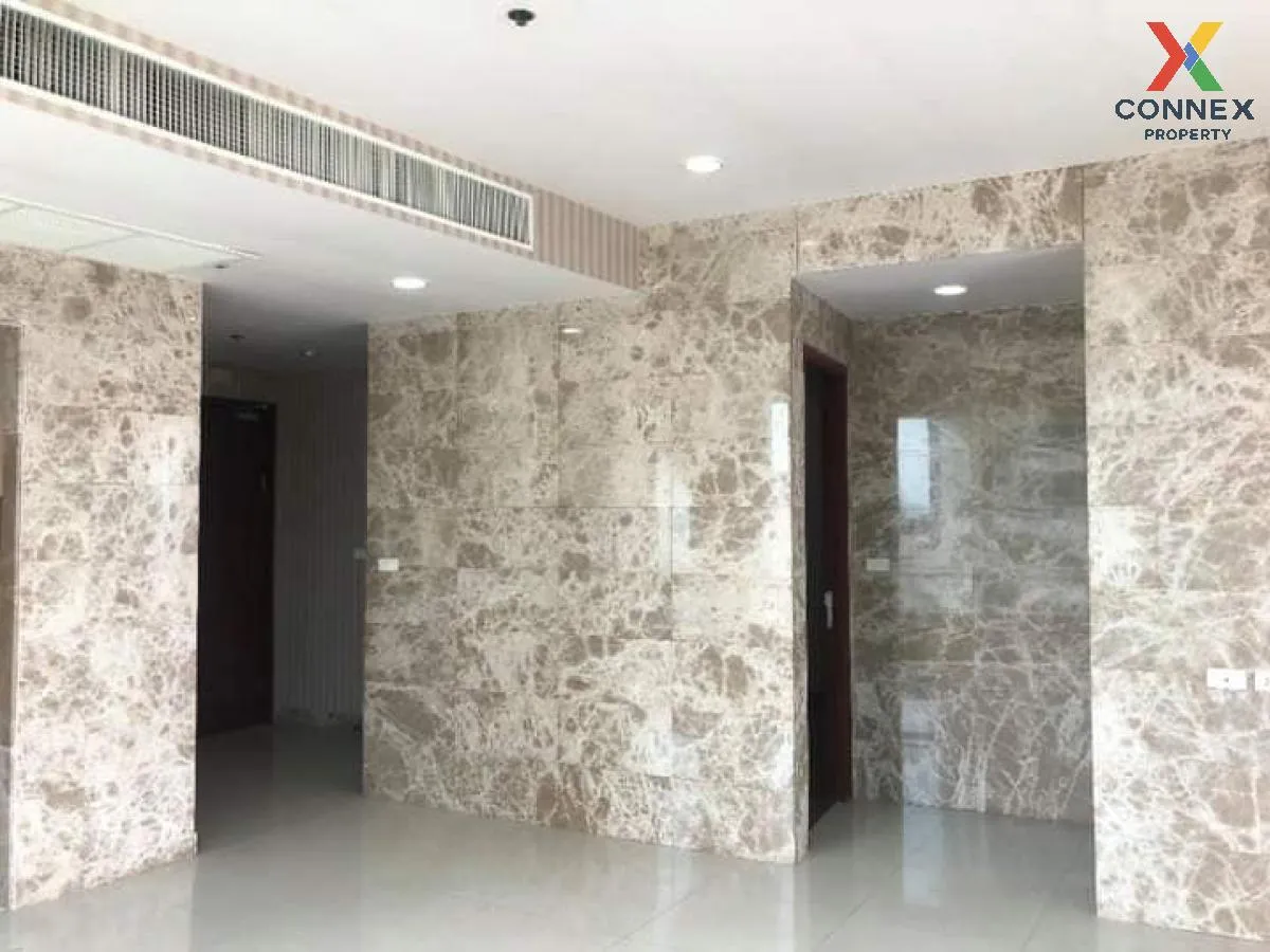 For Sale Condo , Baan Rajprasong , corner unit , BTS-Ratchadamri  For Sale Condo , Baan Rajprasong , corner unit , BTS-Ratchadamri