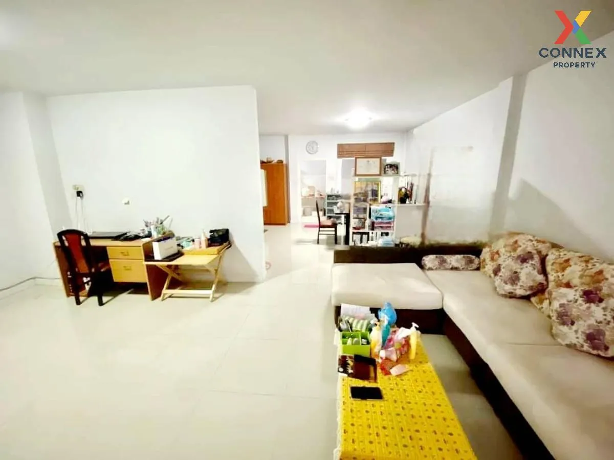 For Sale Townhouse/Townhome  ,  Phonphat Thaisomboon 3 - Rangsit  4