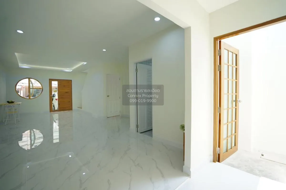 ขายทาวน์เฮ้าส์/ทาวน์โฮม  บ้านบัวทอง 4 บ้านกล้วย-ไทรน้อย รีโนเวทให 4