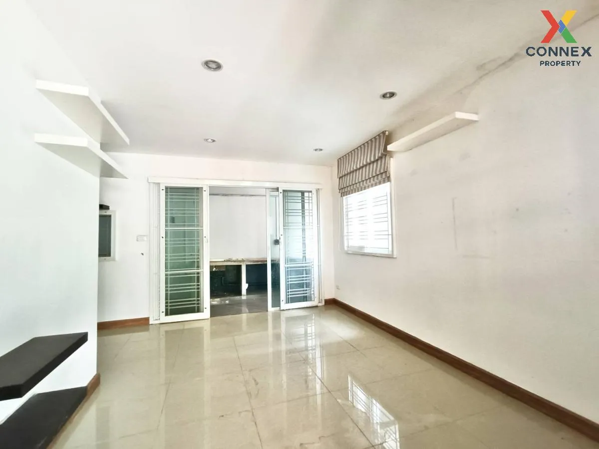 For Sale Townhouse/Townhome  , PRUKSA TOWN NEXTS RAMINDRA-WONGWEA