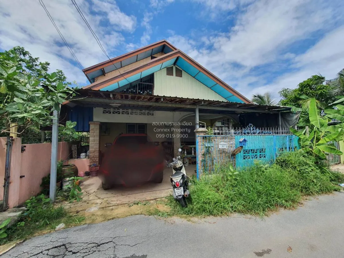 For Sale 2-storey detached house Soi Wat Lat Pla Duk, Bang Bua Th 1