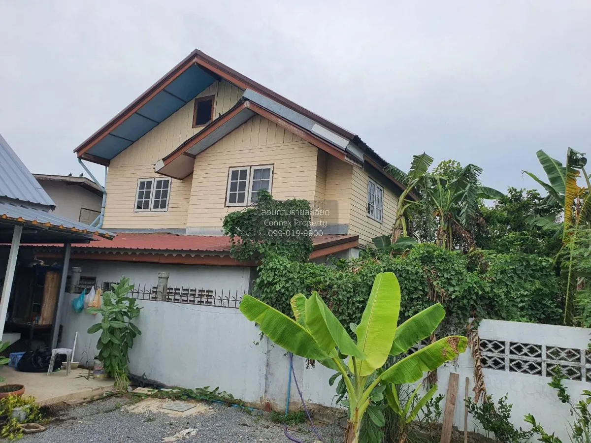 For Sale 2-storey detached house Soi Wat Lat Pla Duk, Bang Bua Th 3
