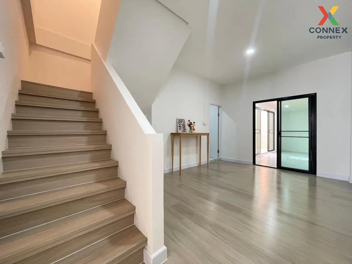 For Sale Townhome Nawamin 111 , newly renovated , Khlong Kum , Bu