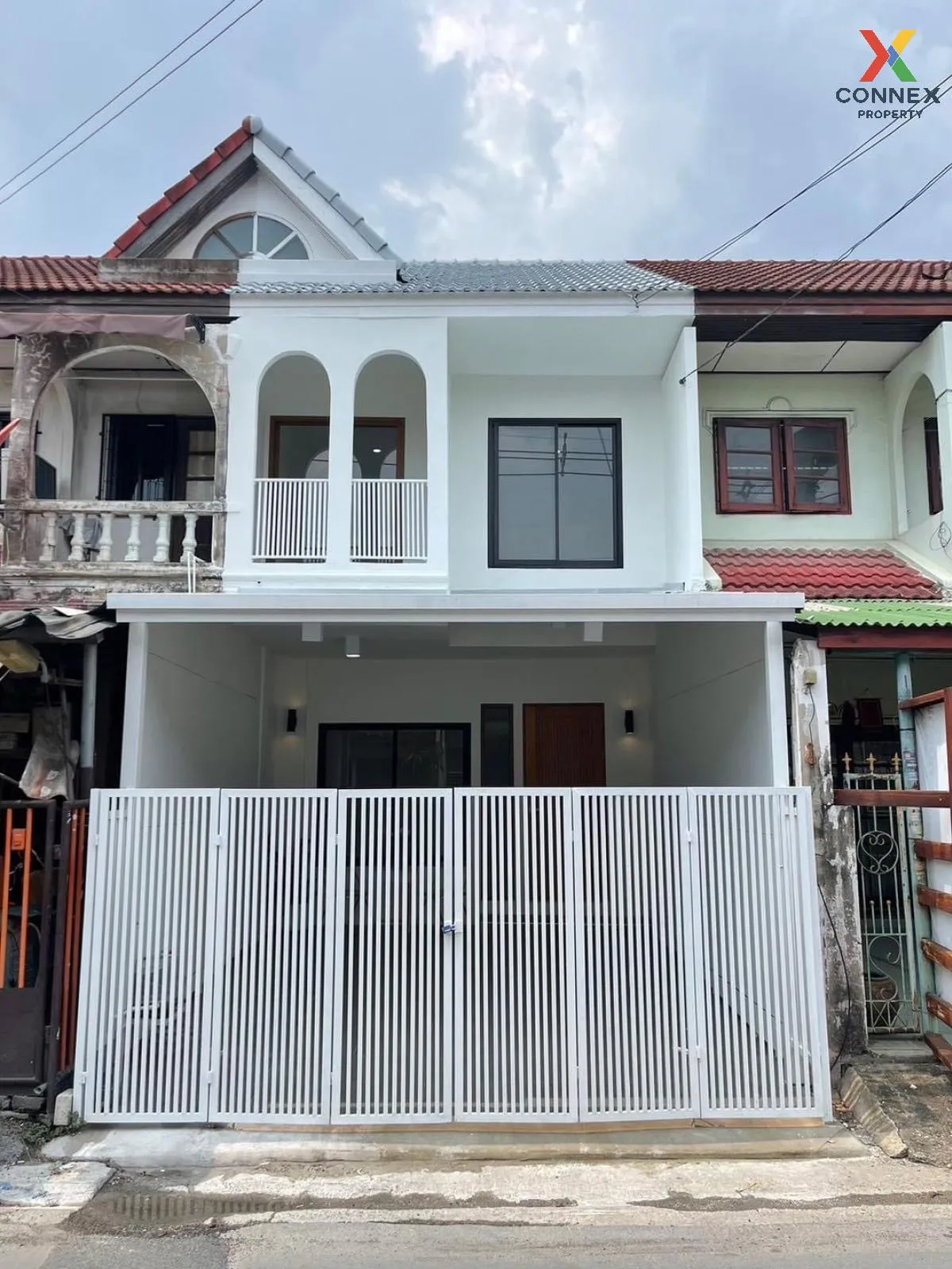 For Sale Townhome Nawamin 111 , newly renovated , Khlong Kum , Bu 1