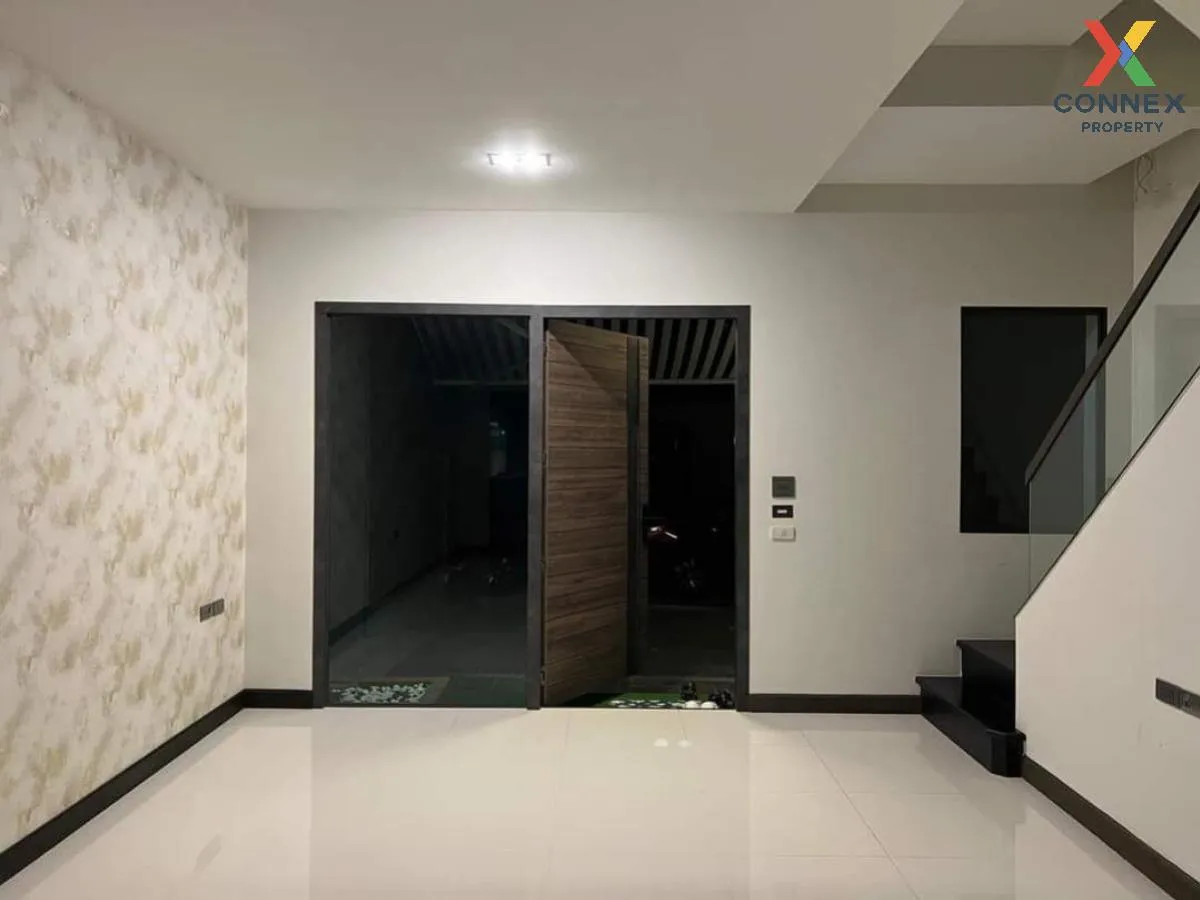 ขายทาวน์เฮ้าส์/ทาวน์โฮม  แลนด์มาร์ค เอกมัย-รามอินทรา ลาดพร้าว เขต 2