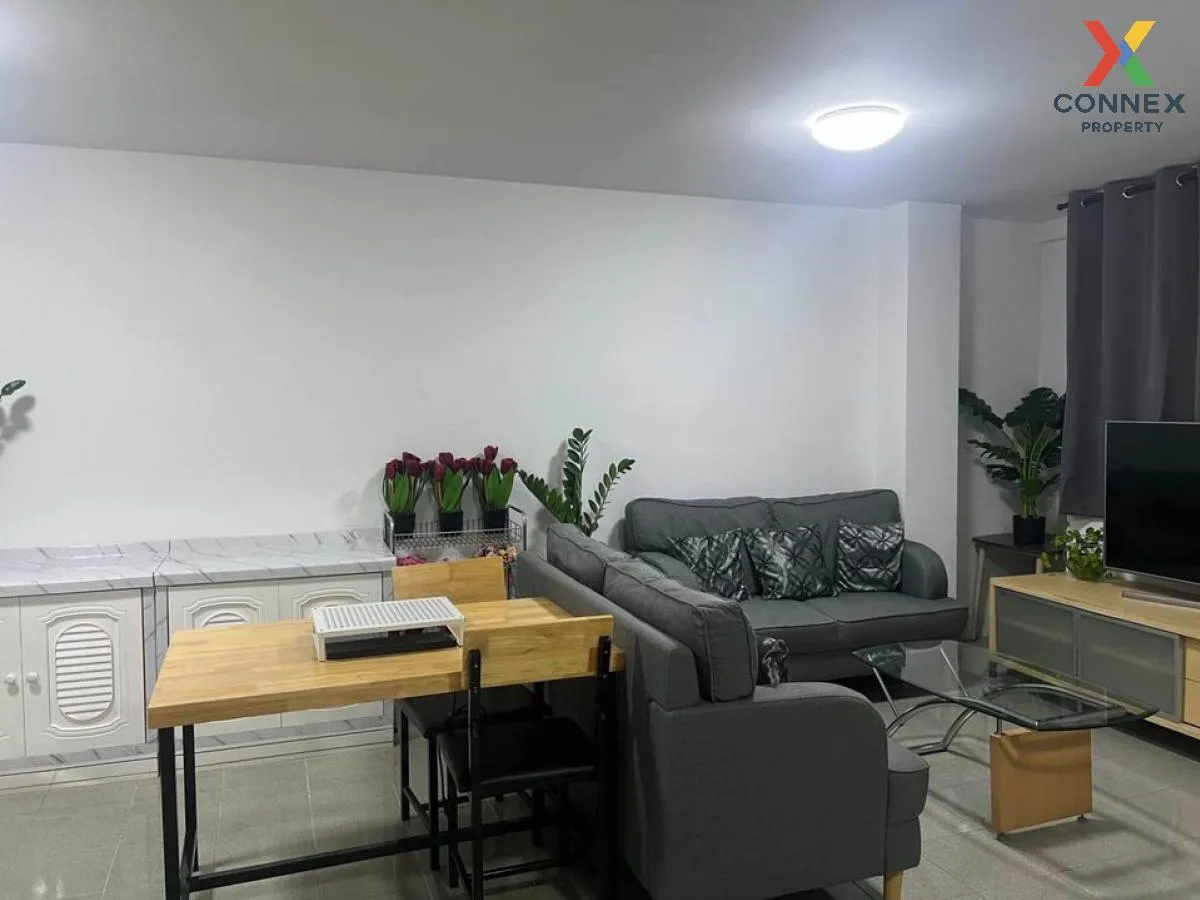 เช่าคอนโด  เดอะ พาร์คแลนด์ บางนา MRT-ศรีเอี่ยม (สายสีเหลือง) บางน 4