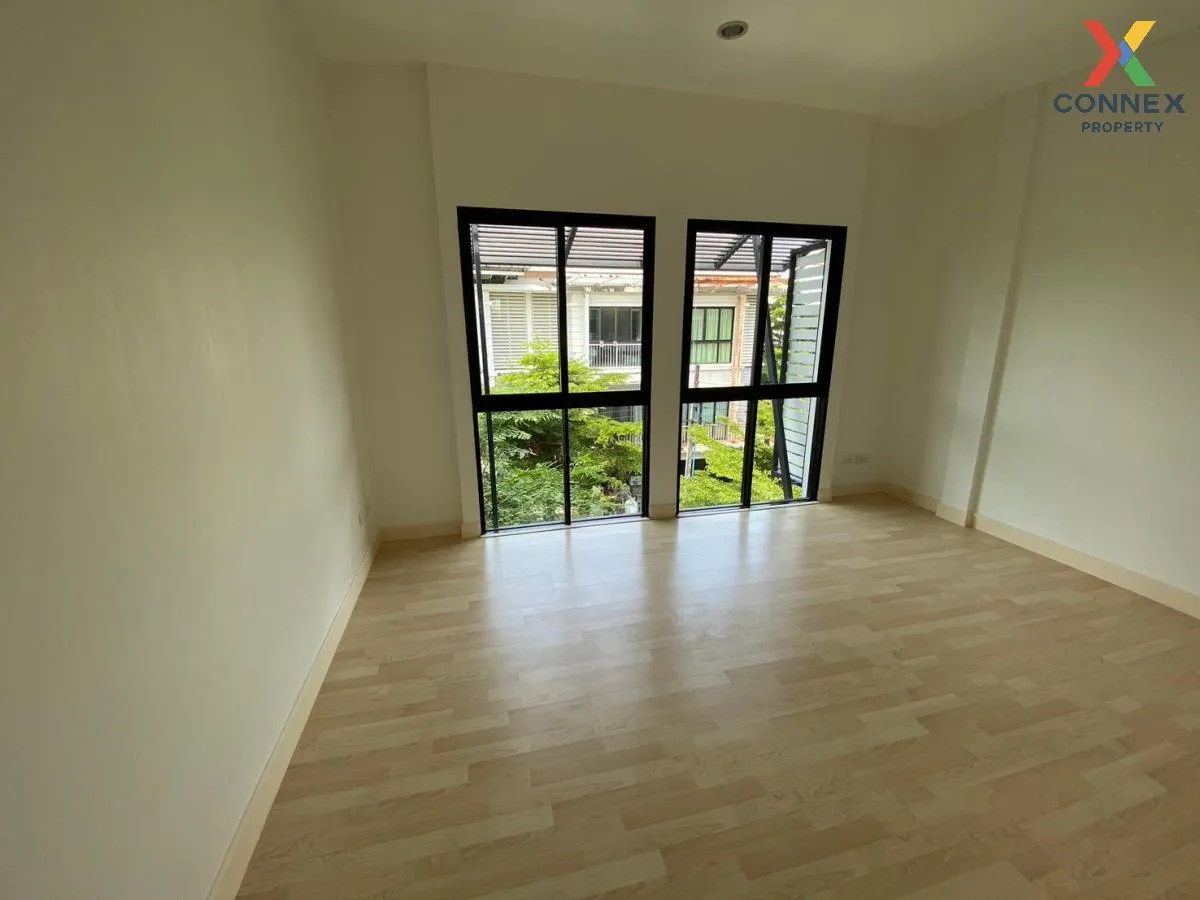 For Sale Townhouse/Townhome  , AREEYA MANDARINA SUKHUMVIT 77 , Su