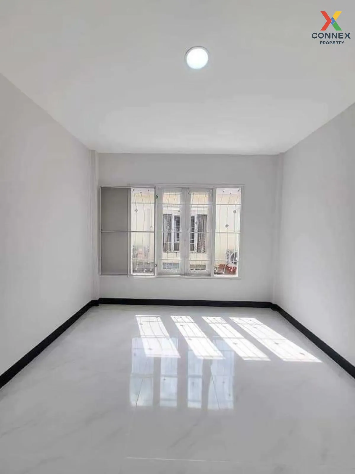 For Sale Townhouse/Townhome  , Discovery Place , Lam Phak Kut , T