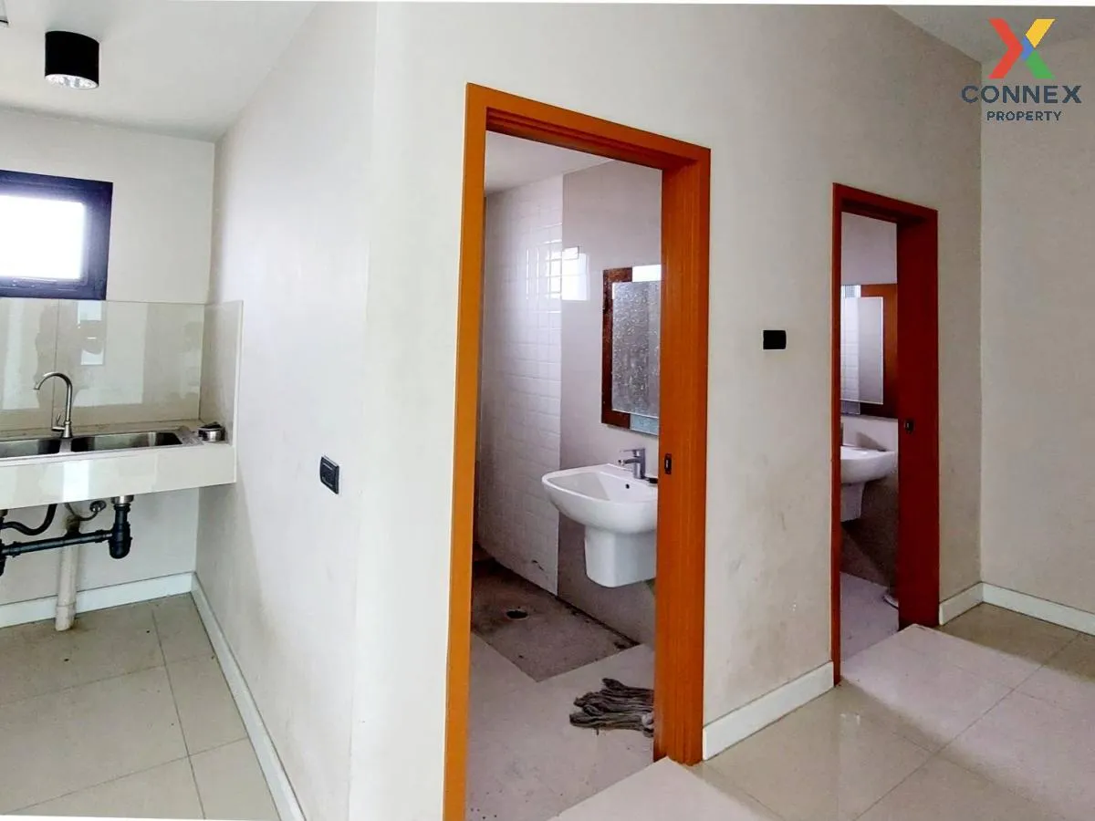 For Sale Homeoffice , The Studio 7 , wide frontage , Bueng Kham P