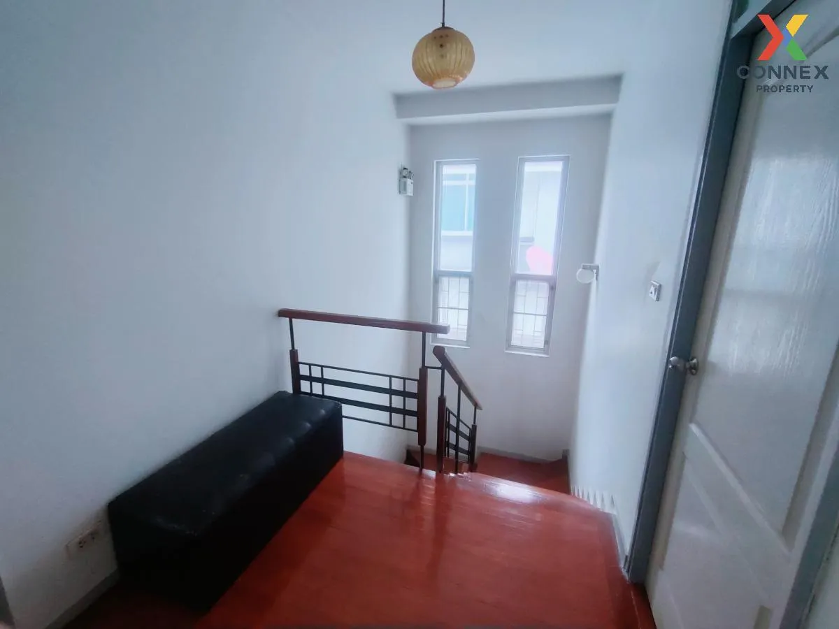 For Sale House , HomePlace Rattanathibet , Bang Mae Nang , Bang Y