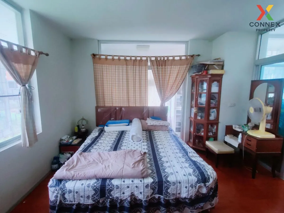For Sale House , HomePlace Rattanathibet , Bang Mae Nang , Bang Y