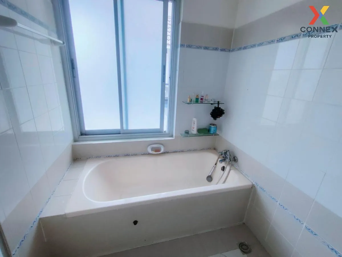 For Sale House , HomePlace Rattanathibet , Bang Mae Nang , Bang Y