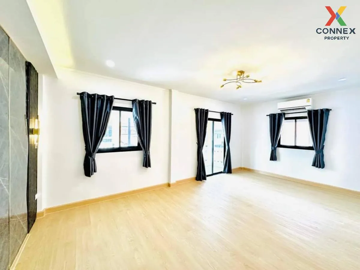 ขายทาวน์เฮ้าส์/ทาวน์โฮม  ดอนเมือง วิลล่า 2 รีโนเวทใหม่ คลองถนน เข