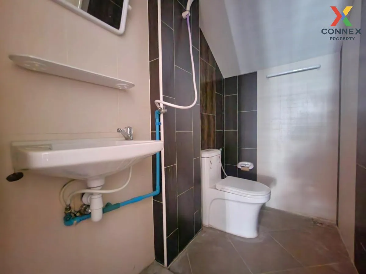 ขายทาวน์เฮ้าส์/ทาวน์โฮม  ภูสิริ หนองไม้แดง หนองไม้แดง เมืองชลบุรี