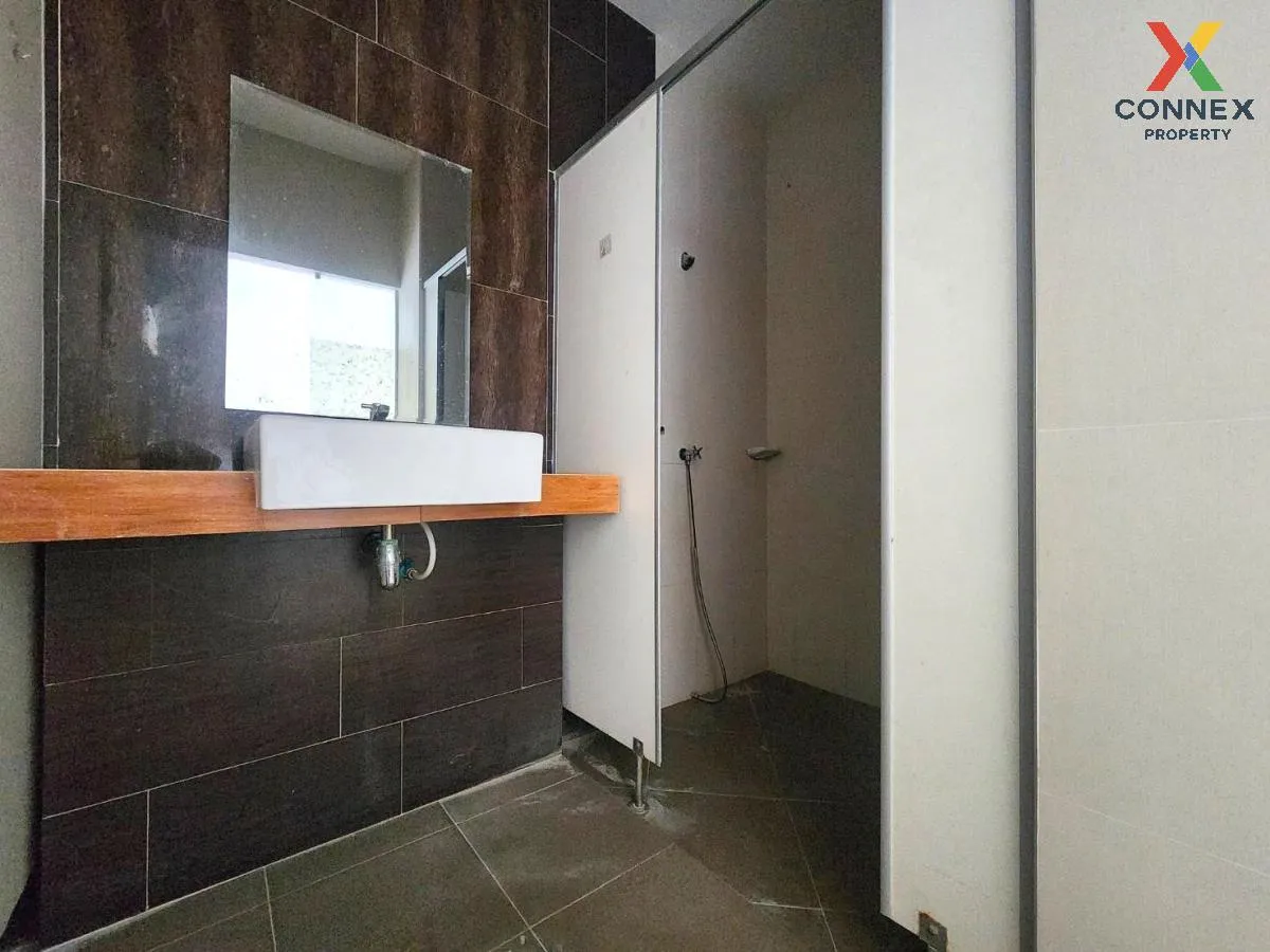 ขายทาวน์เฮ้าส์/ทาวน์โฮม  ภูสิริ หนองไม้แดง หนองไม้แดง เมืองชลบุรี