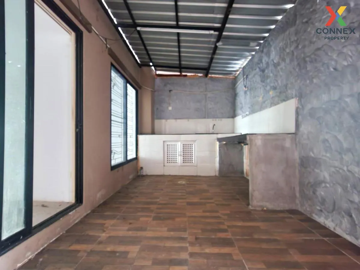 ขายทาวน์เฮ้าส์/ทาวน์โฮม  ภูสิริ หนองไม้แดง หนองไม้แดง เมืองชลบุรี