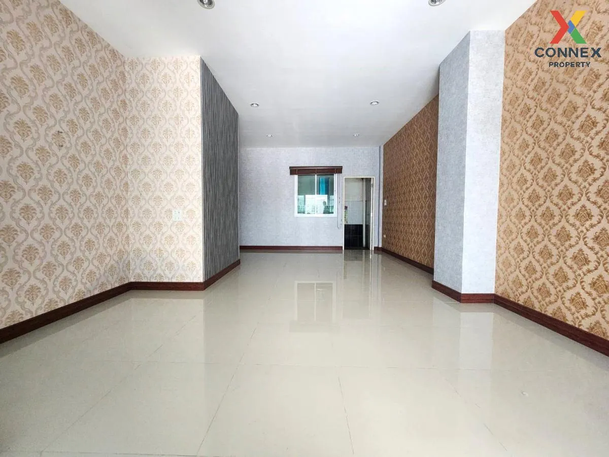 ขายทาวน์เฮ้าส์/ทาวน์โฮม  บ้านอุ่นไอรัก หนองไม้แดง-อมตะ หนองไม้แดง