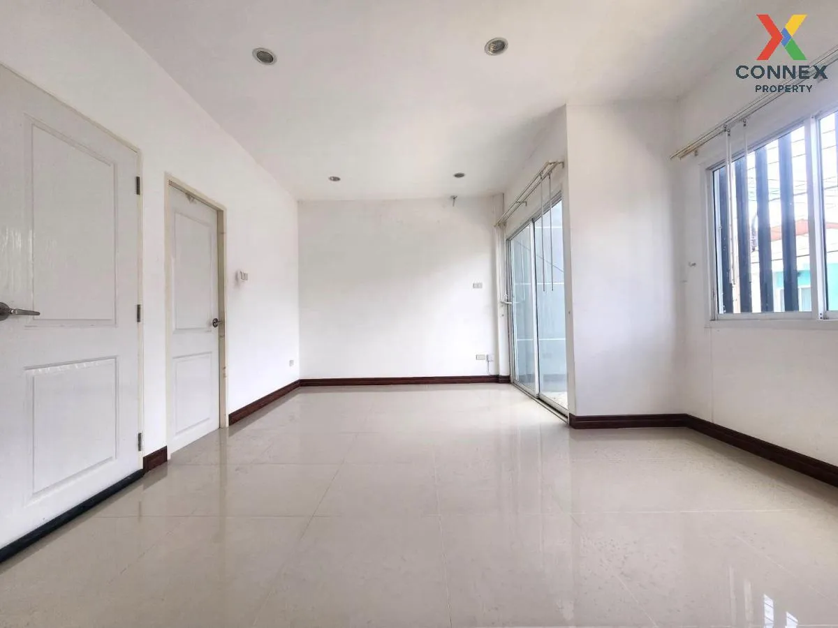 For Sale Townhouse/Townhome  , Baan Aun Ai Rak Nong Mai Daeng-Ama
