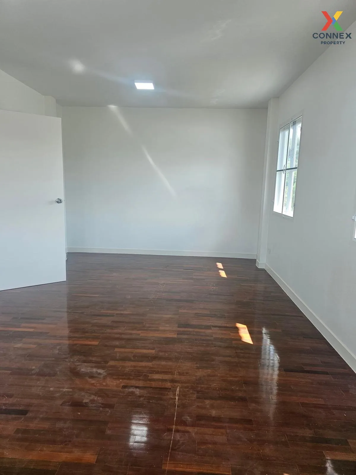 ขายบ้าน  ปาริชาต พุทธมณฑล สาย 4 บางกระทึก สามพราน นครปฐม CX-10154