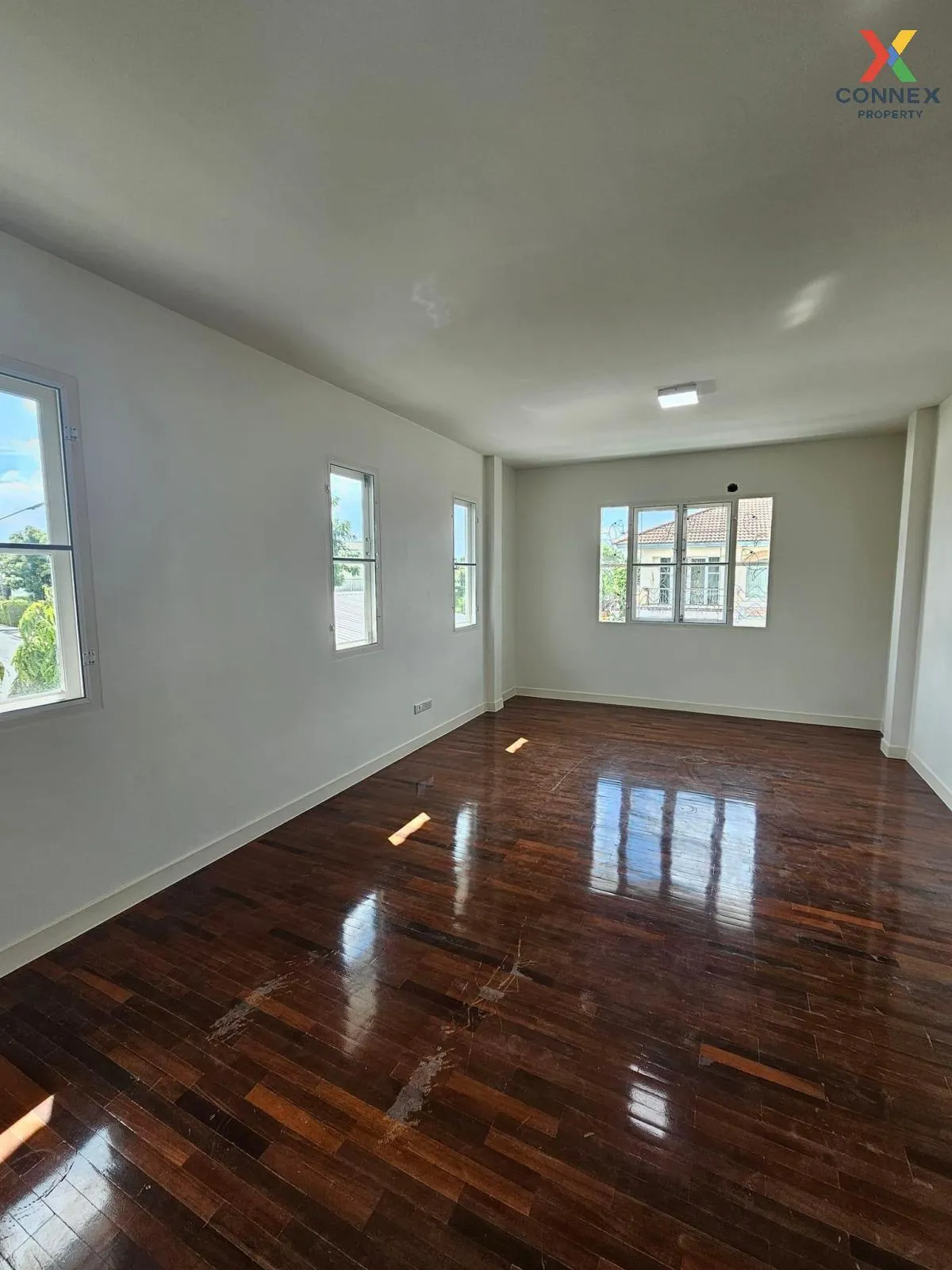 ขายบ้าน  ปาริชาต พุทธมณฑล สาย 4 บางกระทึก สามพราน นครปฐม CX-10154