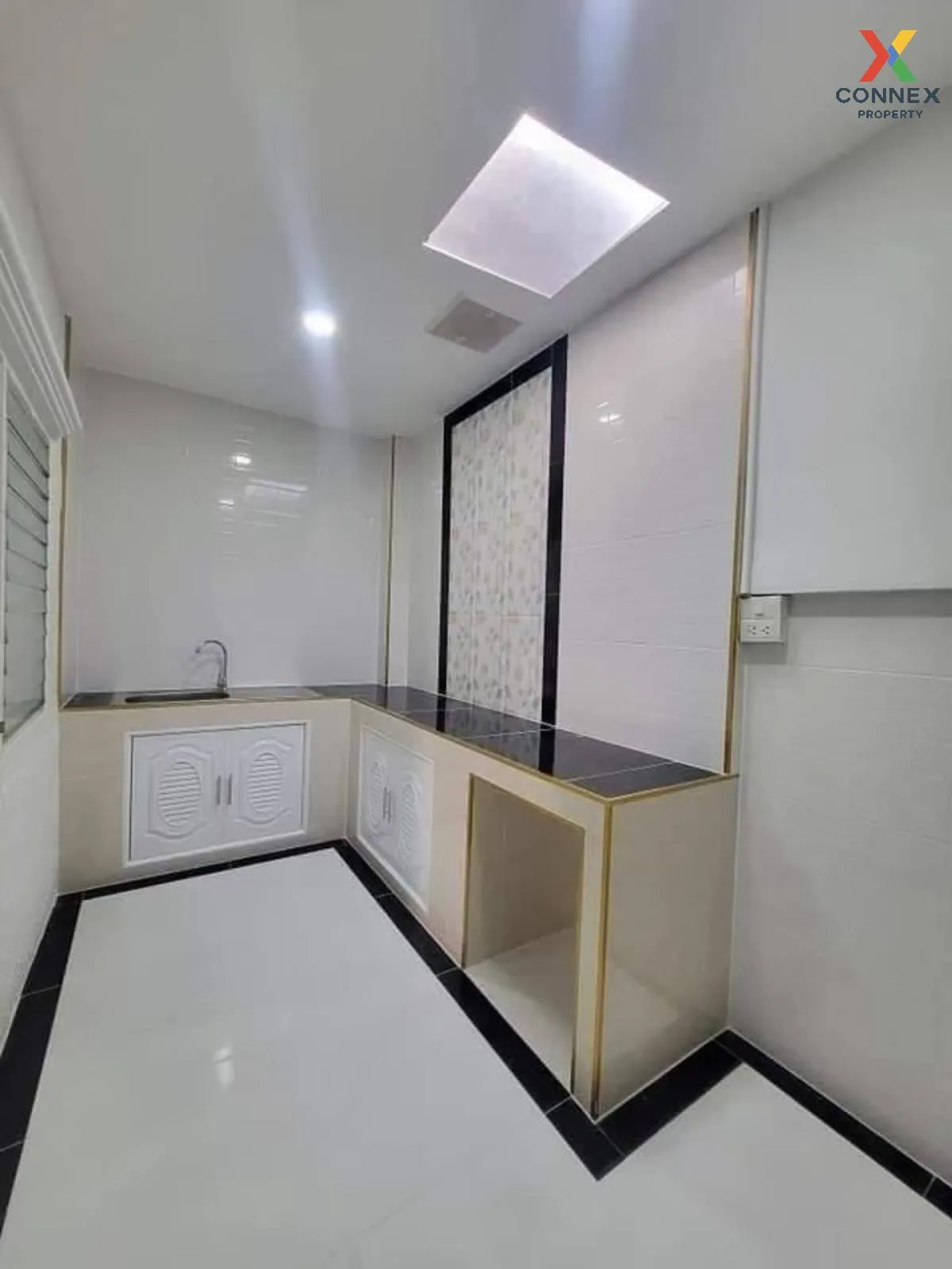 For Sale Townhouse/Townhome  , Pornpiman Ville Rangsit-Klong 5 , 