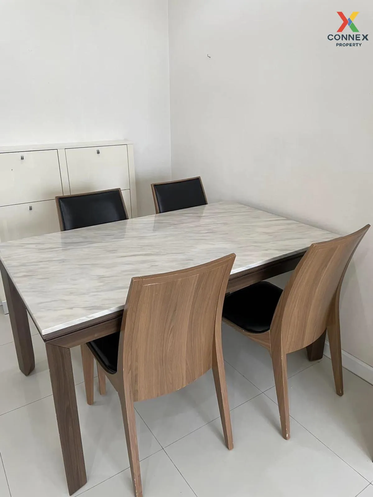 ขายคอนโด  คิว เฮ้าส์ คอนโด สาทร BTS-กรุงธนบุรี คลองต้นไทร เขต คลอ 3