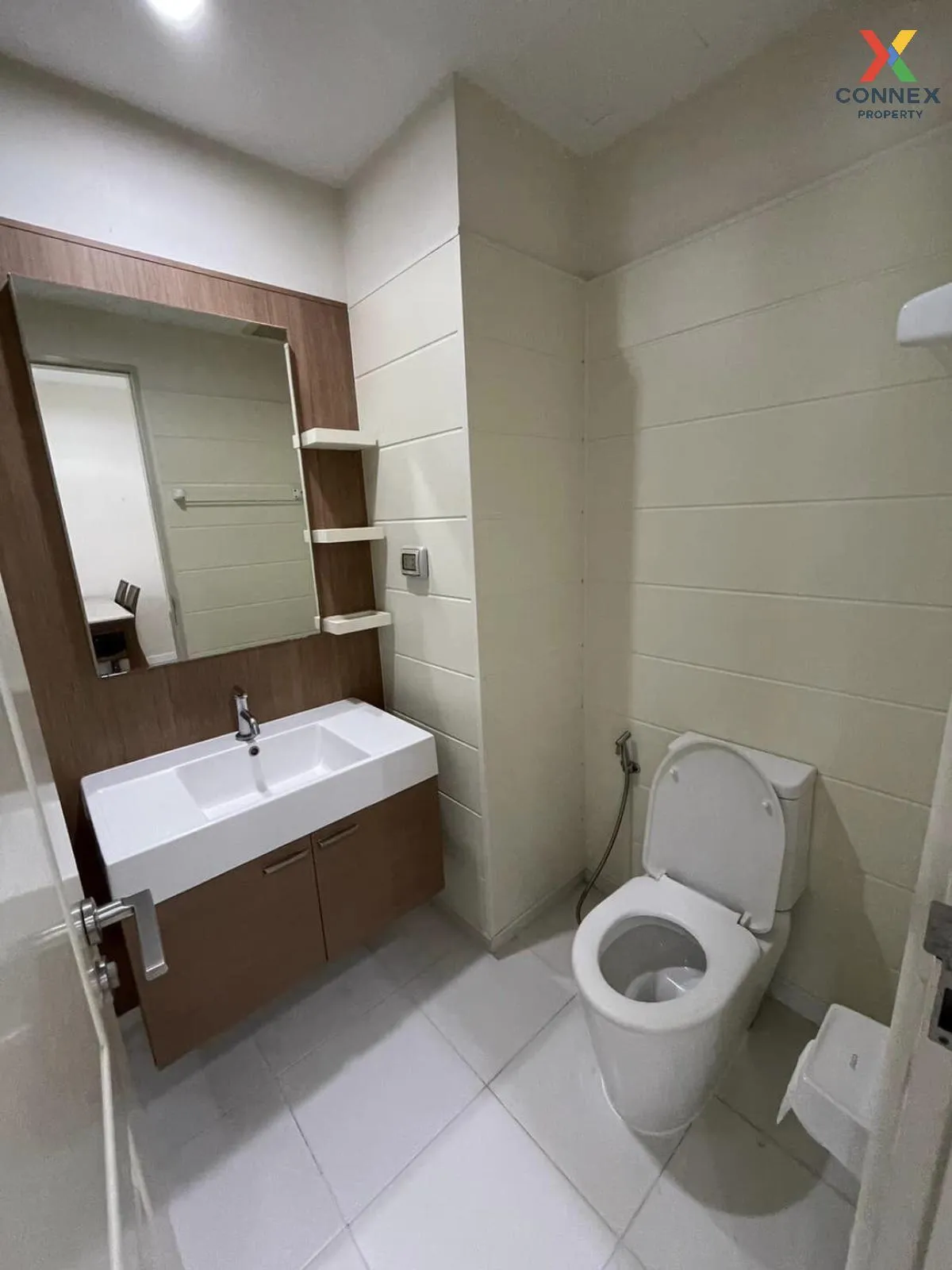 ขายคอนโด  คิว เฮ้าส์ คอนโด สาทร BTS-กรุงธนบุรี คลองต้นไทร เขต คลอ