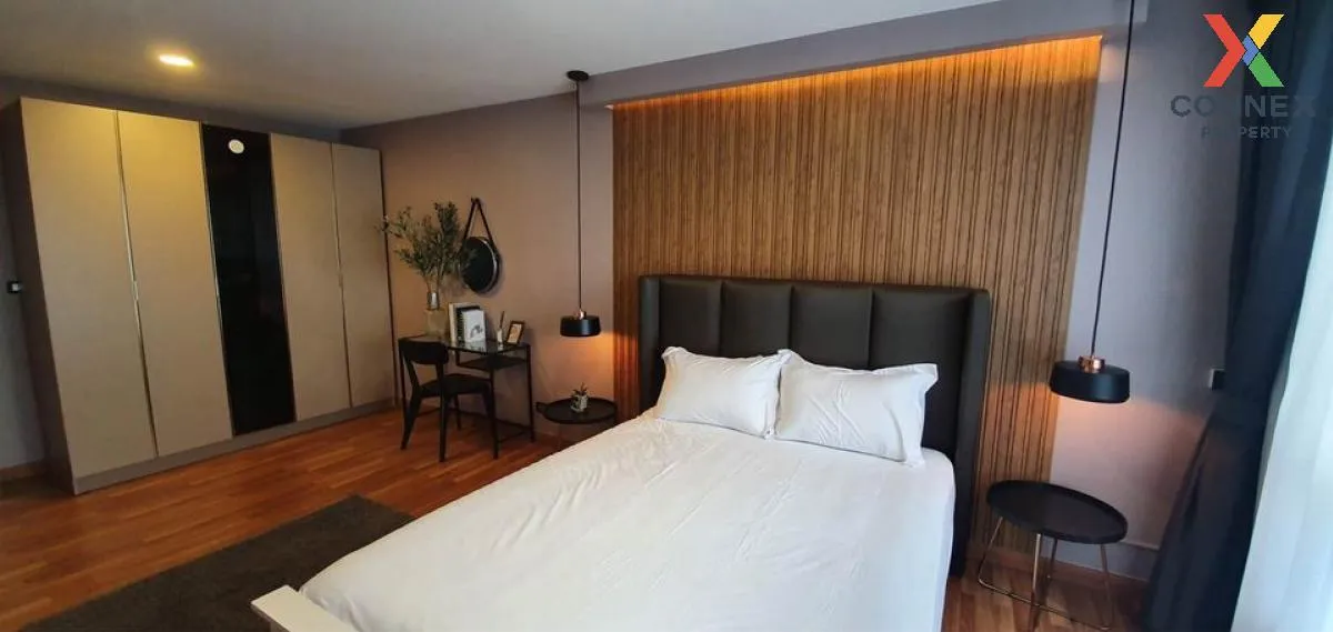 For Sale Condo , Sathorn Plus by the Garden , corner unit , MRT-K