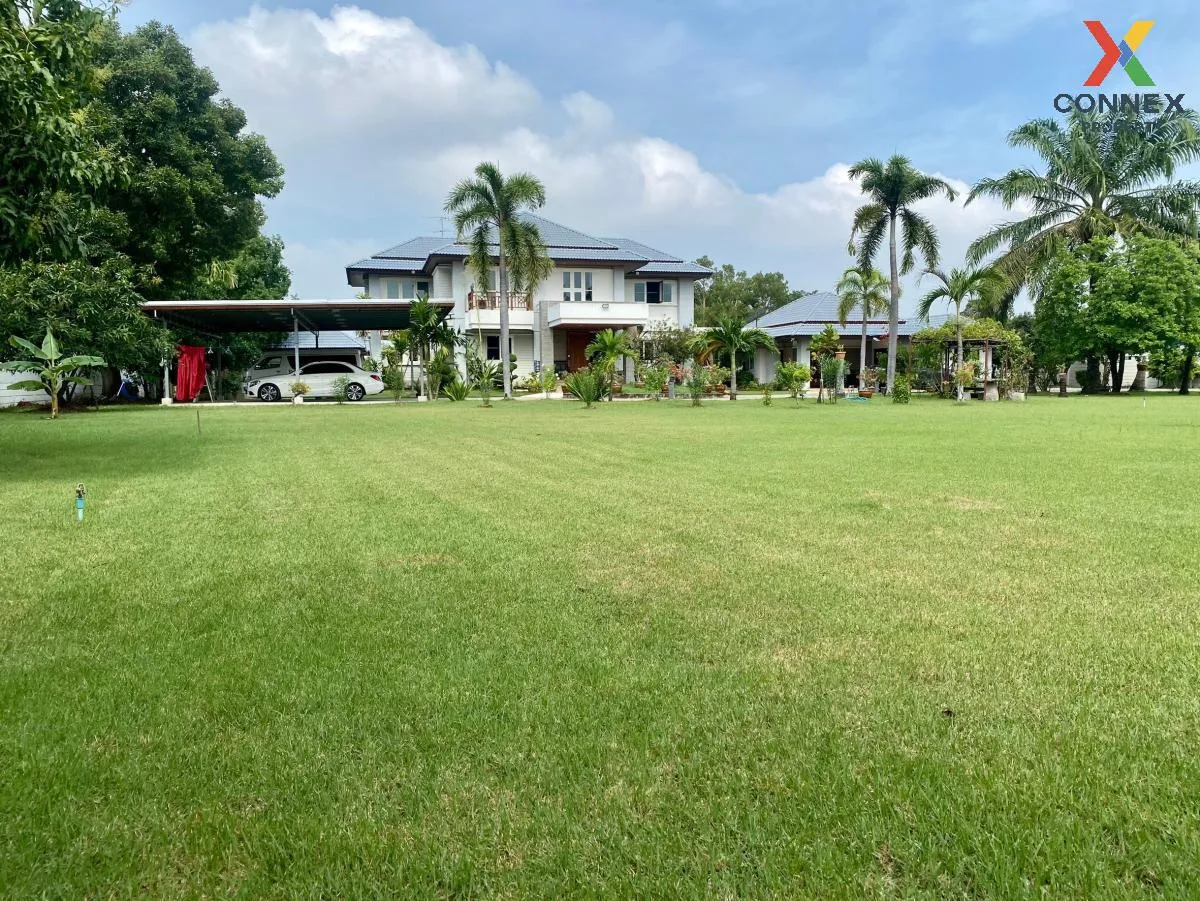 For Sale Single house, 2 floors, large house, next to the Chao Ph 2