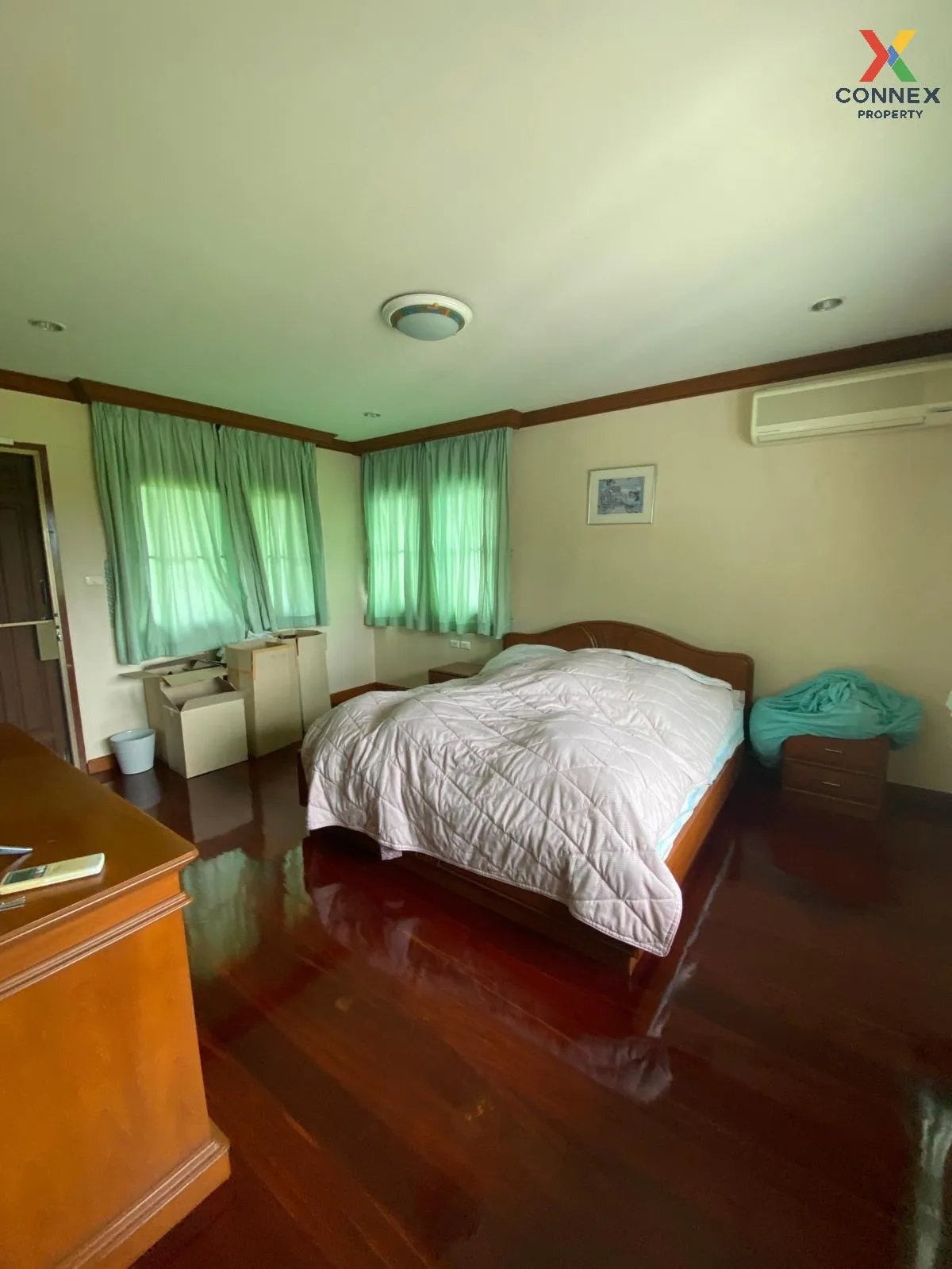 For Sale Single house, 2 floors, large house, next to the Chao Ph