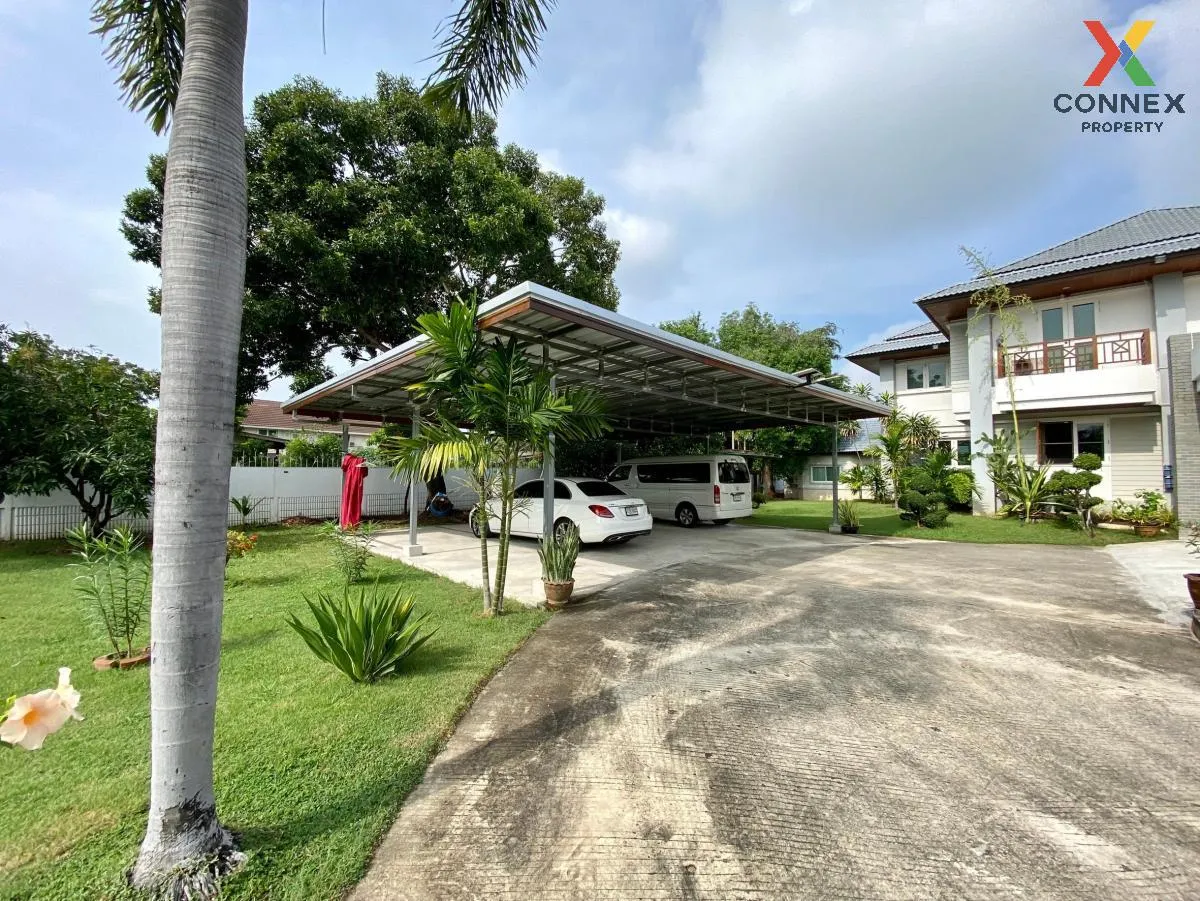 For Sale Single house, 2 floors, large house, next to the Chao Ph