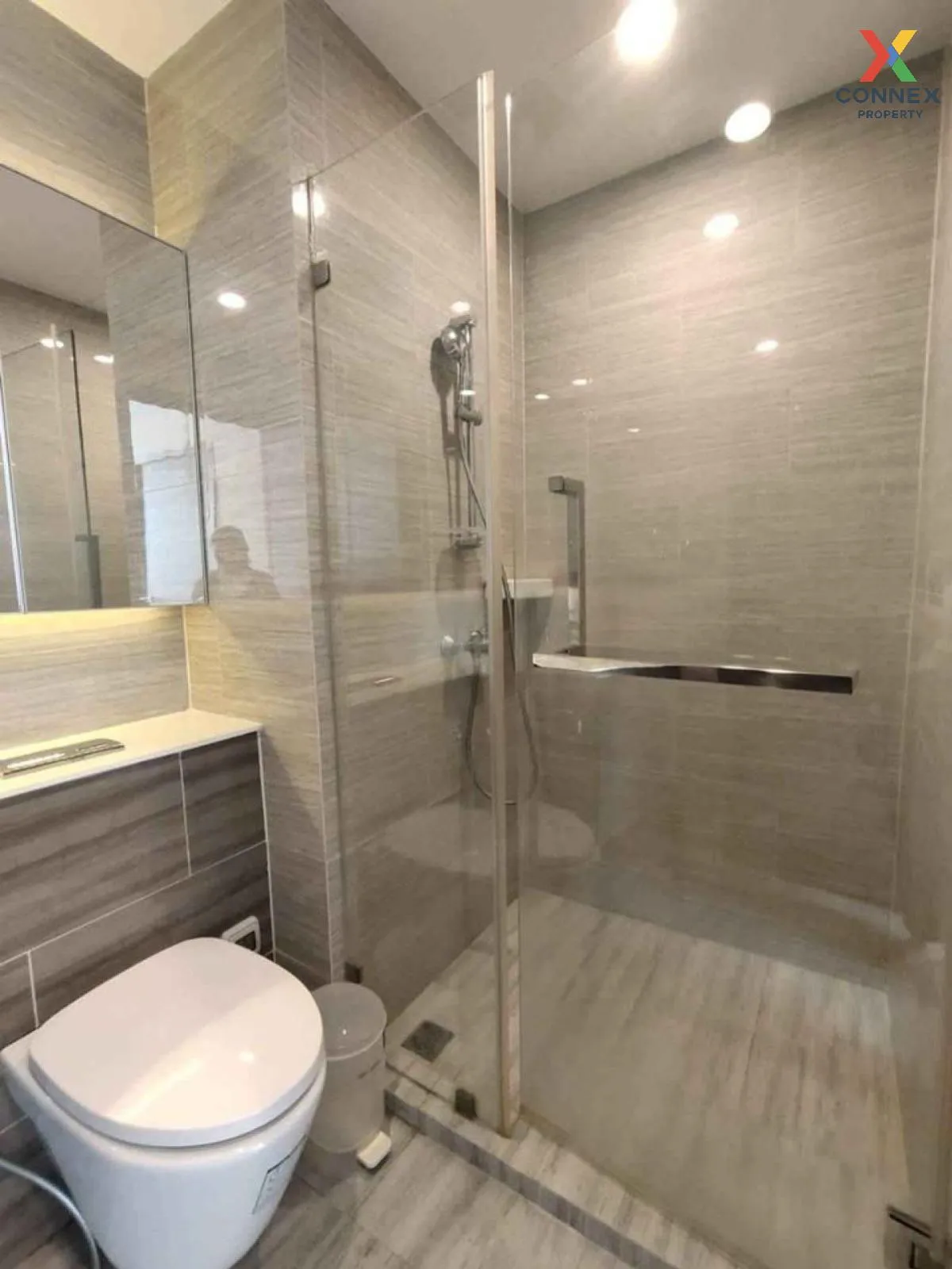 For Rent Condo , Whizdom Essence , BTS-Punnawithi , Phra Khanong 
