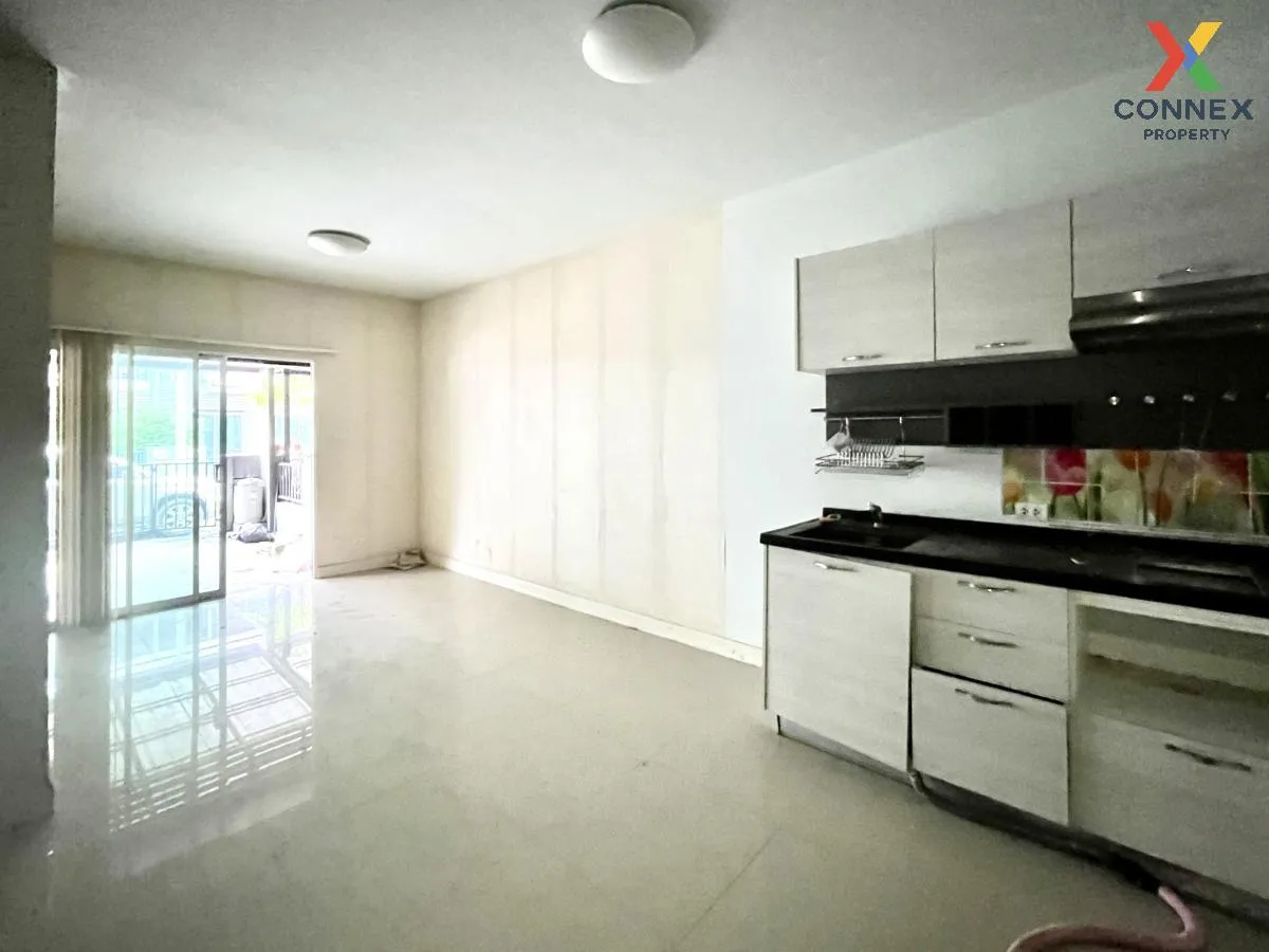 For Sale Townhouse/Townhome  , The Colors Rangsit-Klong 4 , Lat S For Sale Townhouse/Townhome  , The Colors Rangsit-Klong 4 , Lat S 4