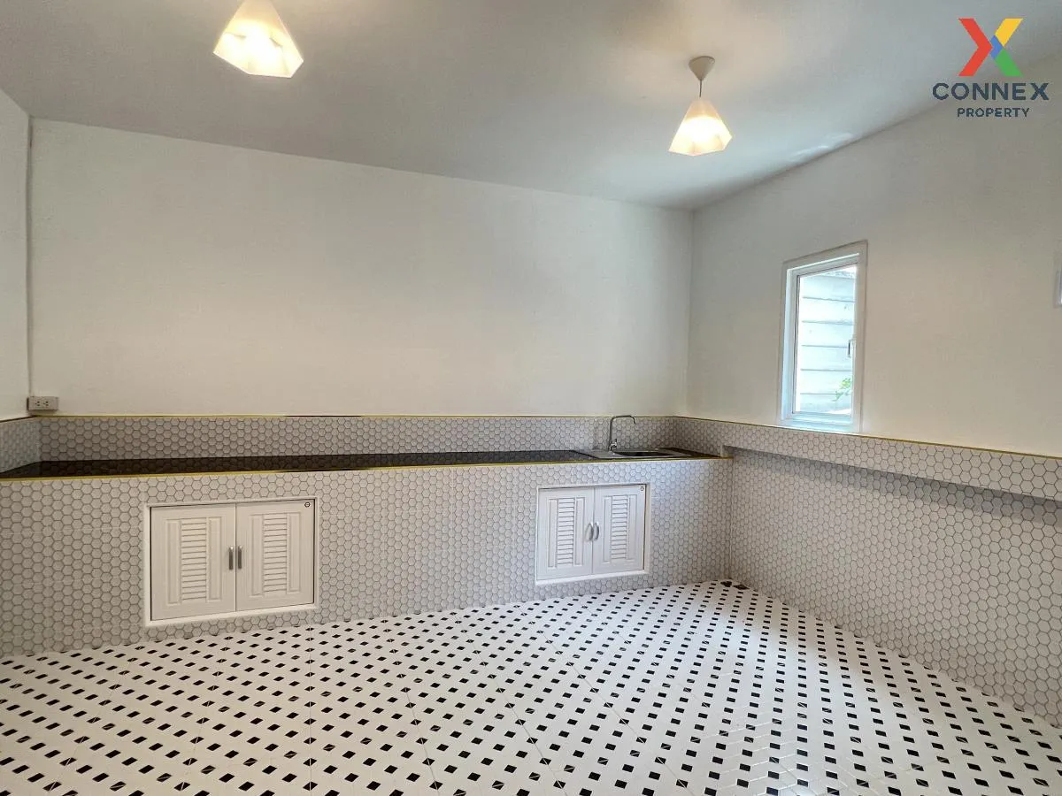 ขายทาวน์เฮ้าส์/ทาวน์โฮม  บ้านพิมลราช 3 ห้องมุม รีโนเวทใหม่ ไทรน้อ