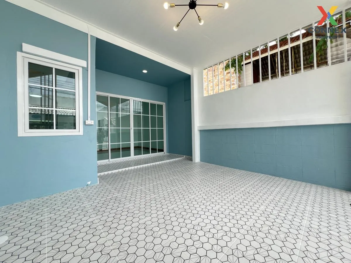 ขายทาวน์เฮ้าส์/ทาวน์โฮม  บ้านพิมลราช 3 ห้องมุม รีโนเวทใหม่ ไทรน้อ 4