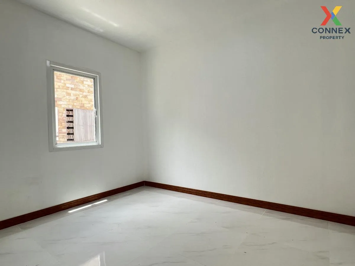 ขายทาวน์เฮ้าส์/ทาวน์โฮม  บ้านพิมลราช 3 ห้องมุม รีโนเวทใหม่ ไทรน้อ