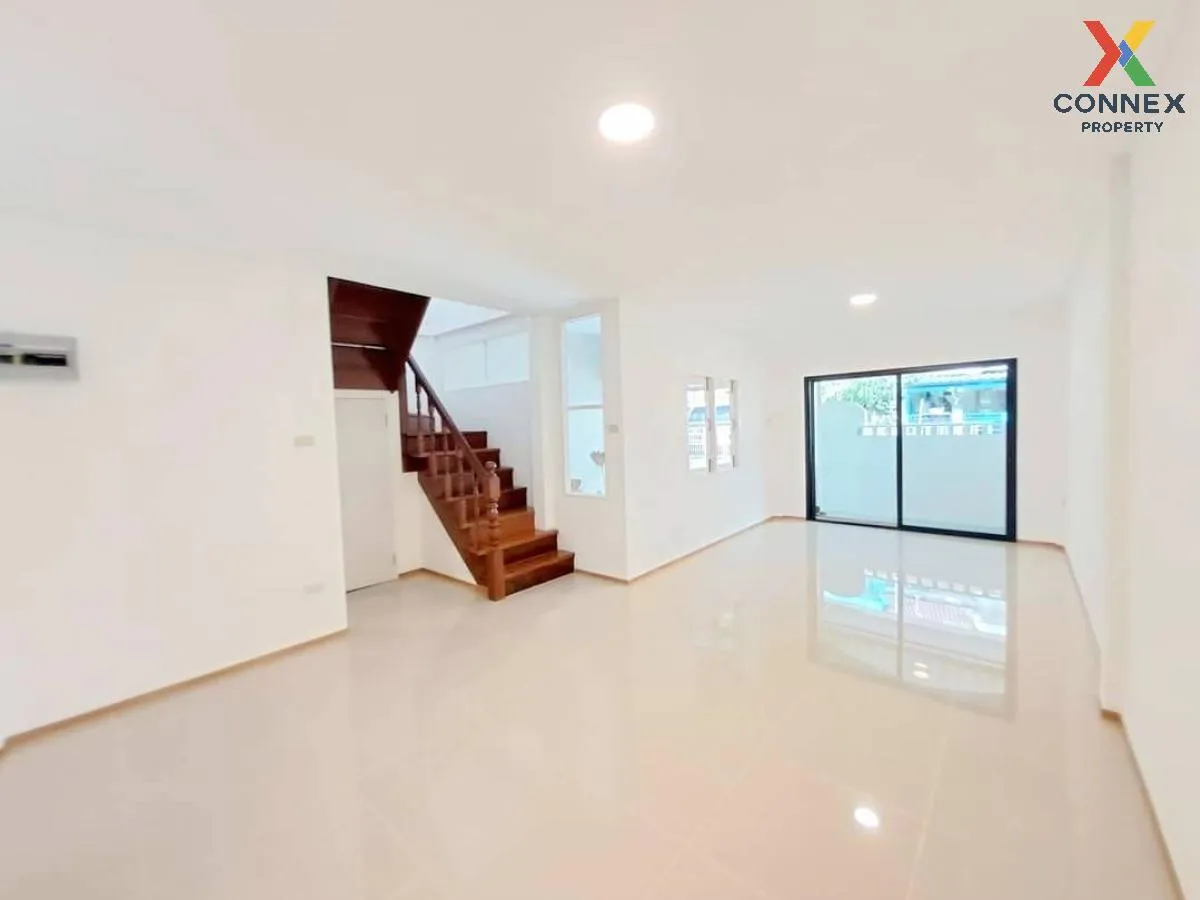 ขายทาวน์เฮ้าส์/ทาวน์โฮม  บัวทองธานี พาร์ค รีโนเวทใหม่ บางบัวทอง บ 3
